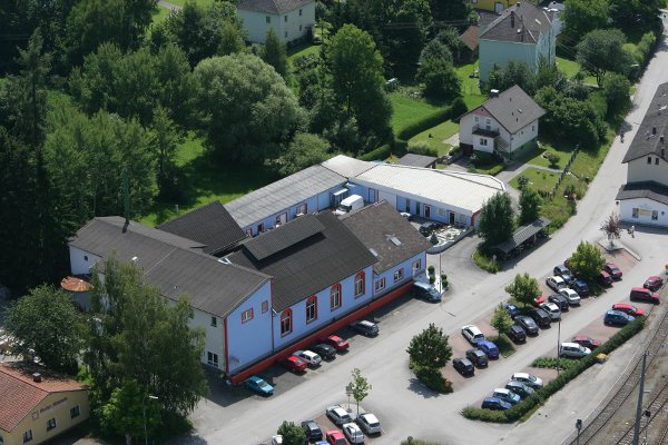 Luftaufnahme Firmengebäudejpg